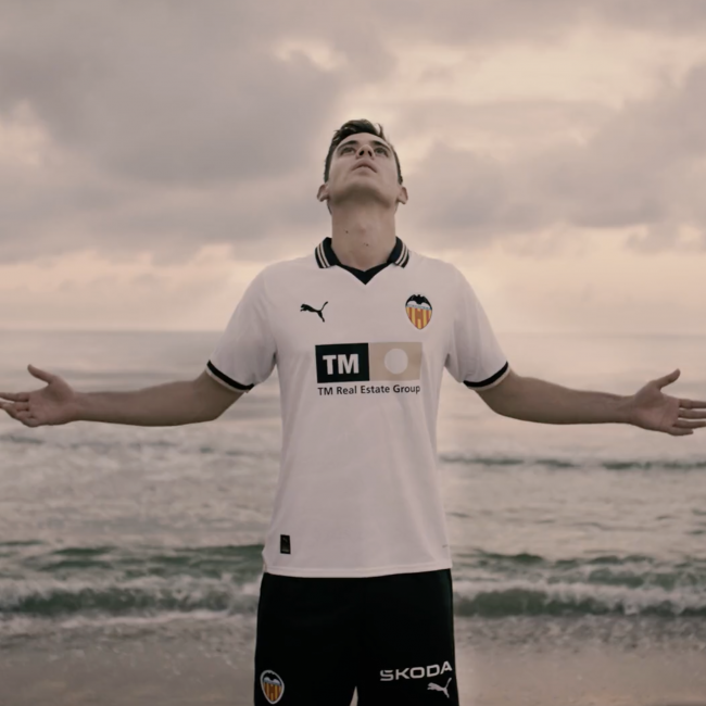 Puma & Valencia CF | HOME KIT